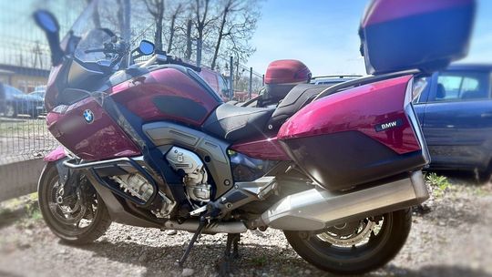 Agresywny motocyklista na BMW. Awanturował się podczas policyjnej kontroli