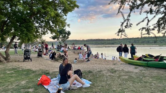 Atak szerszeni na popularnej plaży nad Wisłą. Wezwano śmigłowiec LPR