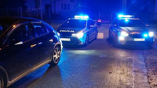 Brutalny napad na małżeństwo w Józefowie. Policja poszukuje sprawców