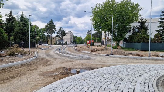 Budowa dwóch rond się opóźnia. Skrzyżowanie Kołłątaja i Rzemieślniczej zostanie zamknięte. Kiedy?