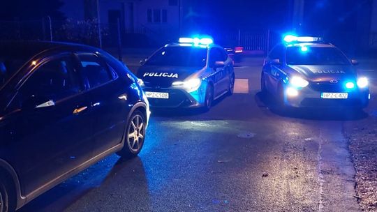 Chciał zabrać syna z parku. Został brutalnie pobity przez młodzież