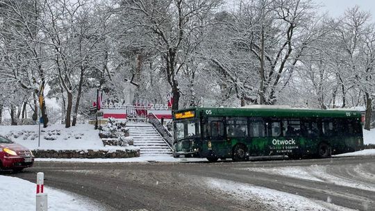 Czekasz na autobus lub pociąg? Miasto uruchomiło specjalny punkt dla podróżnych