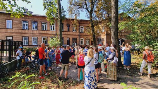 Drewniane skarby Świdra i święto ul. Mickiewicza. Mamy program
