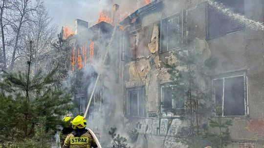 Duży pożar drewniaka w Otwocku