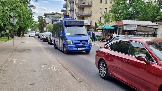 Gdzie i kiedy kupisz bilet miesięczny na grudzień na komunikację powiatową?