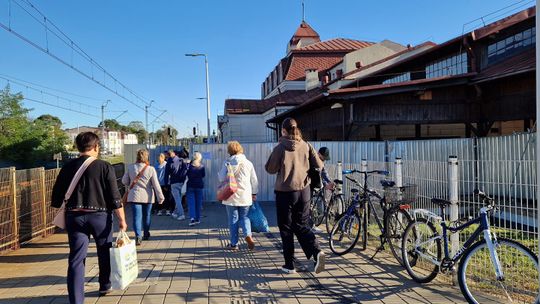 Jakie utrudnienia czekają pasażerów? Wykonawca zamyka dworzec kolejowy