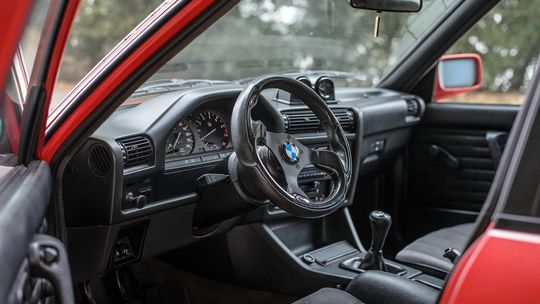 Kierowca Bmw naraził własne dzieci