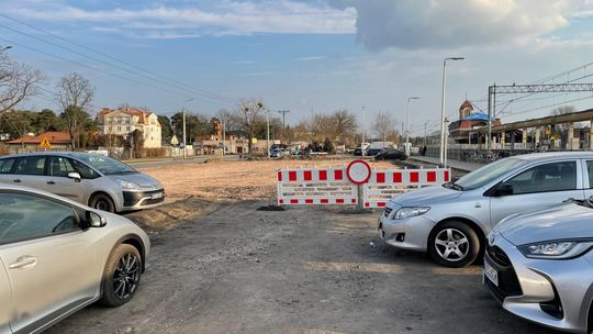 Likwidacja części parkingów przy dworcu kolejowym w Otwocku