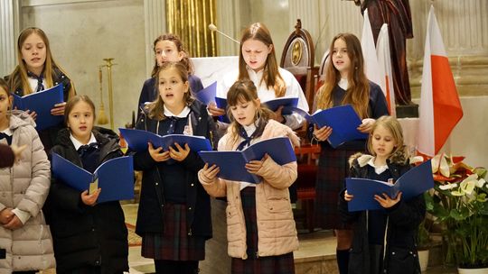 Muzyka sakralna w Karczewie. Koncert chórów powiatu otwockiego