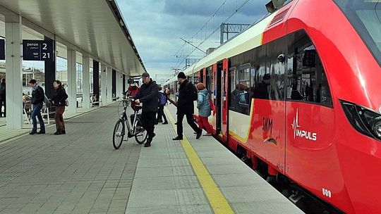 Napaść na PKP Otwock! Dramatyczne chwile przed odjazdem pociągu