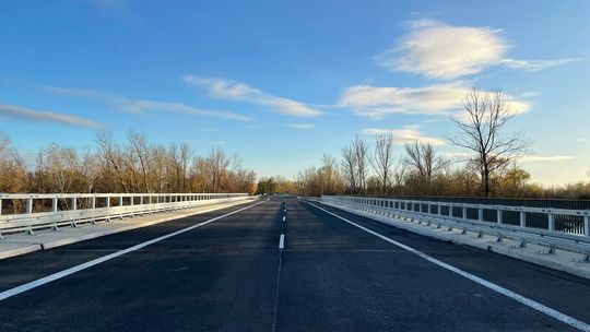 Nareszcie otwierają nowy most na 801! Nadwiślanka znów przejezdna. Od kiedy?