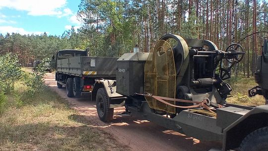 Od okopów i schronów po paintball. Militarna rozrywka dla każdego w środku lasu. Gdzie i kiedy?