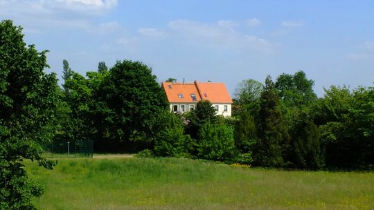 Otwock sprzedaje działki i mieszkania. Ile kosztują miejskie nieruchomości?