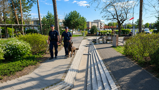 Piwko, dymek i awantury. Policja bierze na celownik „małpi gaj” w centrum Otwocka