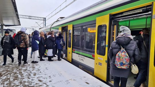 Pociągi SKM i KM opóźnione. Awaria na trasie Otwock – Warszawa