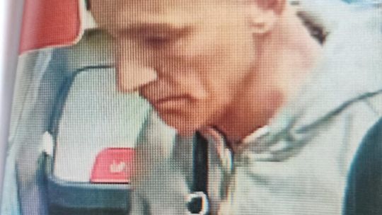 Policja poszukuje tego mężczyzny. Rozpoznajesz go?