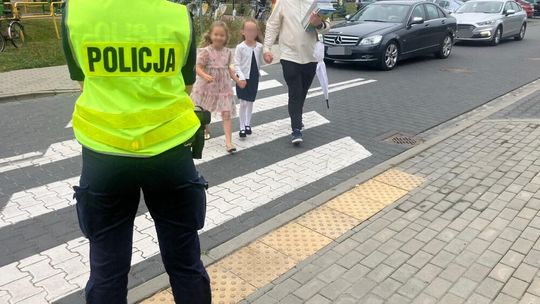 Policyjna akcja przy szkołach i przedszkolach