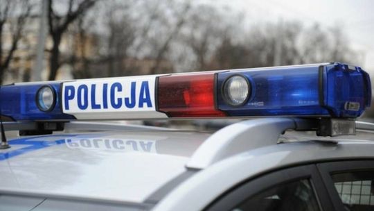 Potrącenie przy kościele. Kierowca uciekł