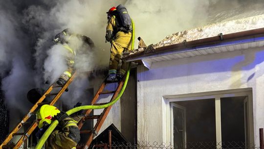 Pożar budynku i wybuch pieca. Dwa poważne zdarzenia w Otwocku