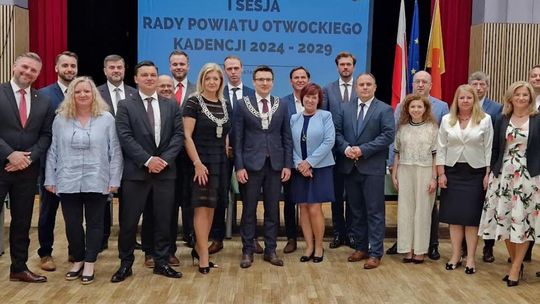 Radni powiatu otwockiego rezygnują z Trzeciej Drogi! Dlaczego?