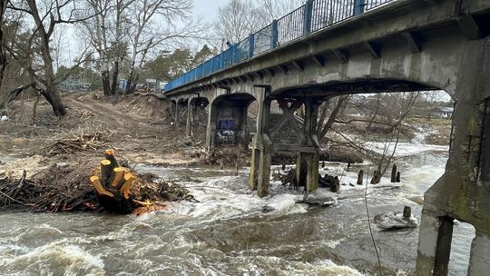 Remont zabytkowego mostu w Otwocku i Józefowie. Jak długo będzie zamknięty? [FOTO]