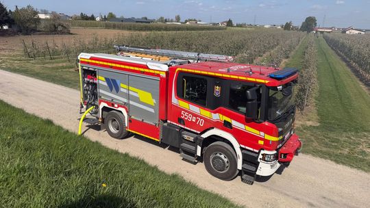 Strażacy zbierają butelki z kaucją. Nietypowa akcja OSP Sobienie-Jeziory
