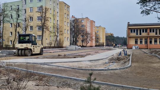 To już nie będzie osiedlowa ulica. Tak się zmienia ul. Ślusarskiego [FOTO]