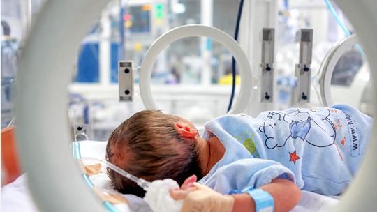 Poród w łazience i awantura w szpitalu w Międzylesiu. Dyrekcja ujawnia nowe szczegóły
