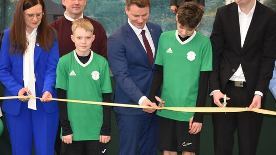 WF bez deszczu i mrozu. Nowa hala w otwockiej „Szóstce”