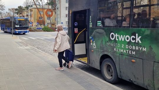 Wszystkich Świętych 2026. Zmiany komunikacyjne w Otwocku i okolicach