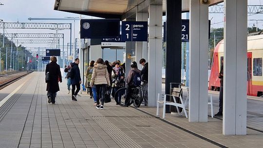 Wypadek na torach. Są utrudnienia w kursowaniu pociągów