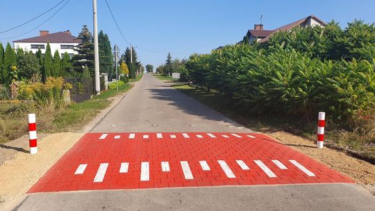 Za szybko w kierunku S17? Na dwóch ulicach powstaną progi zwalniające