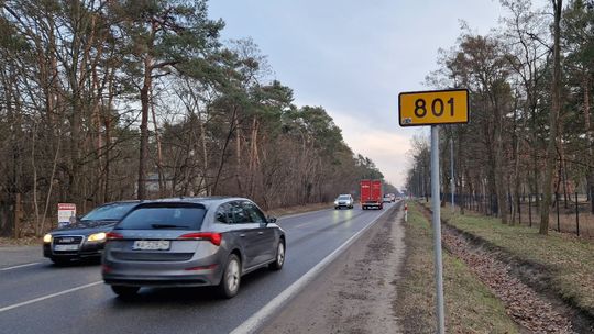 Zielone światło dla dwóch skrzyżowań z 801. Trzecie musi jeszcze poczekać