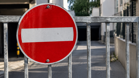 Zlikwidowali wyjazd ewakuacyjny w Wiązownie. Zamiast tego będą dwa ronda?