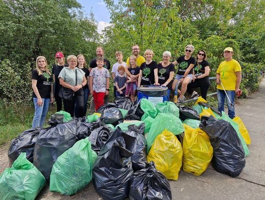 Akcja sprzątania nad Świdrem: 70 worków śmieci i czystsza rzeka