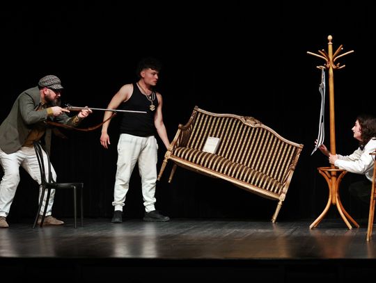 Nie każdy Karol nosi aureolę. Teatralna premiera z przymrużeniem oka