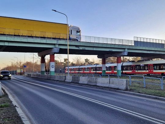 Czy wiadukt i linia kolejowa będą budowane w tym samym czasie? Mieszkańcy obawiają się paraliżu Czy wiadukt i linia kolejowa będą budowane w tym samym czasie? Mieszkańcy obawiają się paraliżu