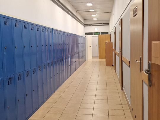 Rodzice protestują przeciwko łączeniu klas. Co planuje Oświata Miejska w szkołach Otwocka?