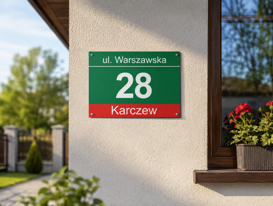 Gmina Karczew ujednolica tabliczki z numerami posesji. Jest gotowy wzór