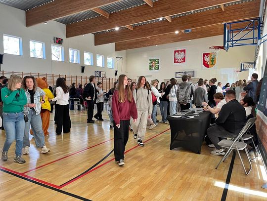 Jakich pracowników brakuje na rynku? Forum zawodowe dla młodzieży w „Ekonomiku”