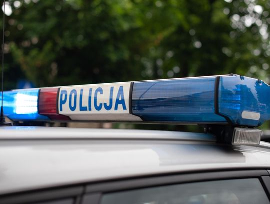 Kierowca potrącił seniora na pasach przy kościele Kierowca potrącił seniora na pasach przy kościele