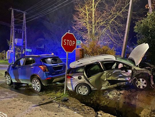 Kolejny wypadek przy szkole. Dwie osoby trafiły do szpitala