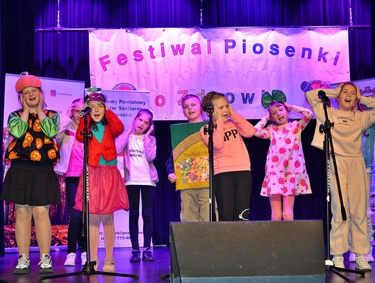 Kreatywność dzieci na festiwalu piosenki o zdrowiu w Otwocku [FOTO]