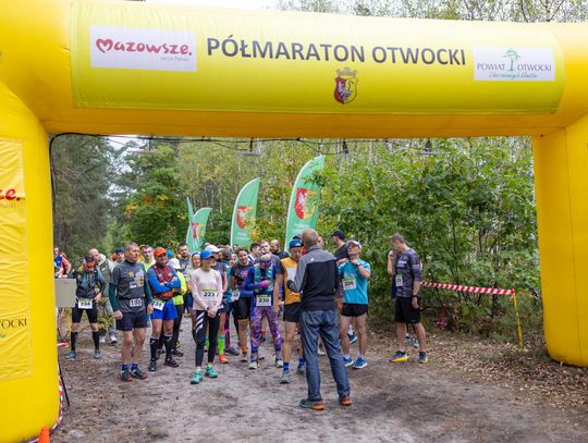 Leśne ścieżki pełne emocji – V Półmaraton Otwocki już za nami!