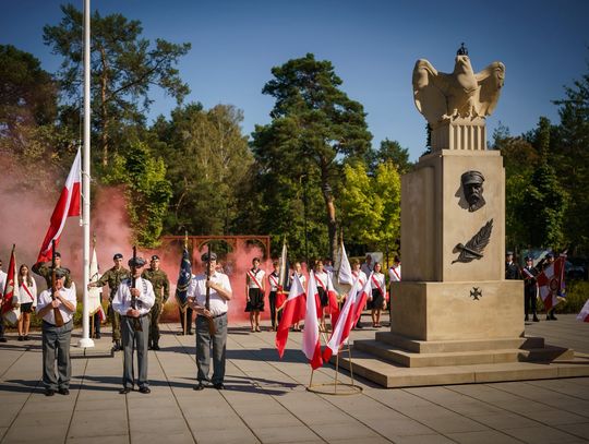 Miasto przegrało proces o pomnik Piłsudskiego. Mamy komentarz otwockiego ratusza. Kulisy sprawy Miasto przegrało proces o pomnik Piłsudskiego. Mamy komentarz otwockiego ratusza. Kulisy sprawy