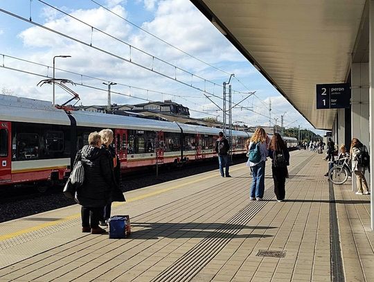 Nie będzie nocnych pociągów na trasie Wawer-Falenica. Kiedy?