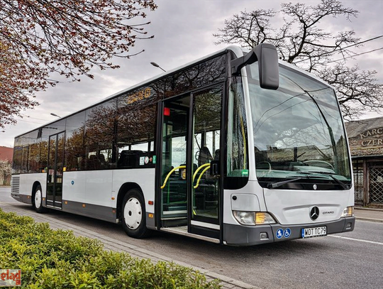 Nowa linia autobusowa z Józefowa do Warszawy. Kto pojedzie za darmo? Mamy rozkład Nowa linia autobusowa z Józefowa do Warszawy. Kto pojedzie za darmo? Mamy rozkład