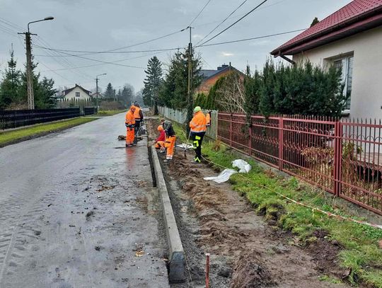 Dwie inwestycje drogowe w gminie Wiązowna za ponad 1,6 mln zł. Kto je zrealizuje?