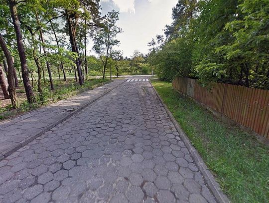 Nowy asfalt zamiast starej trylinki. Rozpoczyna się modernizacja ul. Piłsudskiego Nowy asfalt zamiast starej trylinki. Rozpoczyna się modernizacja ul. Piłsudskiego