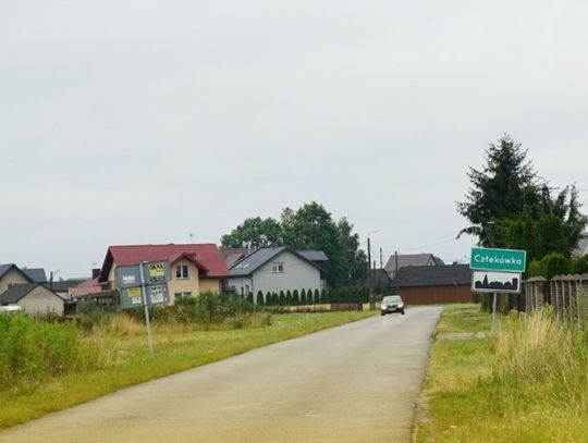 Nowy chodnik w Człekówce poprawi bezpieczeństwo mieszkańców
